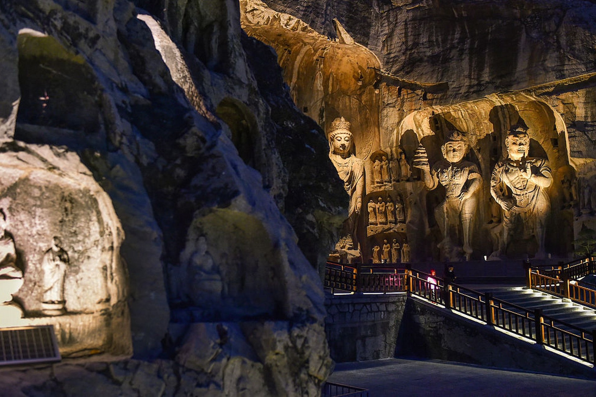 Longyou Grottoes